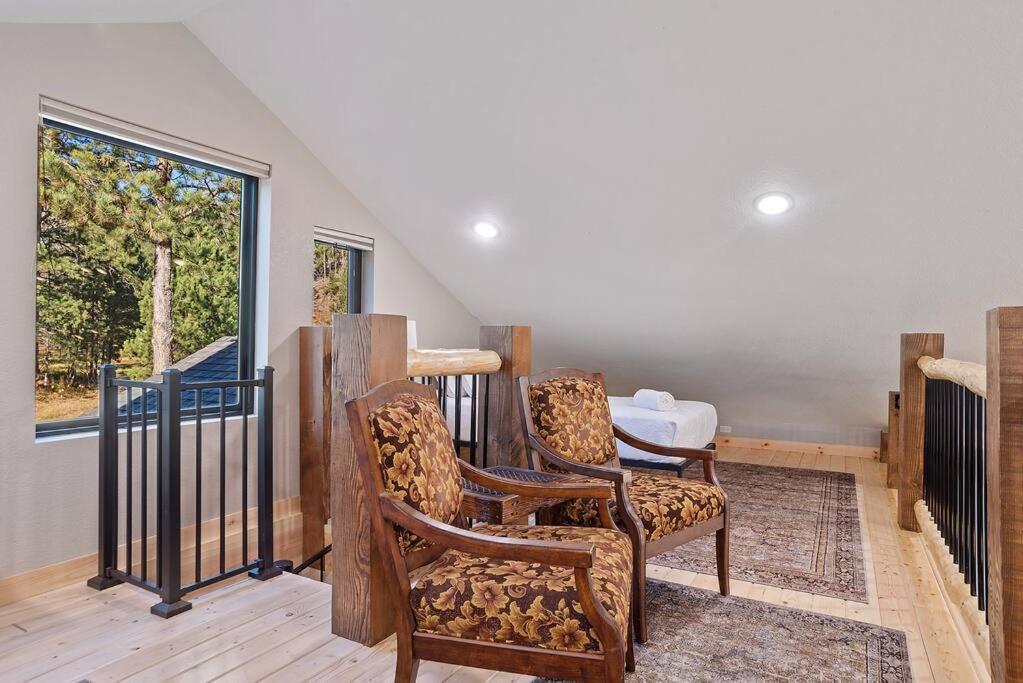 The Haven-Rustic Secluded Cabin Custer Buitenkant foto